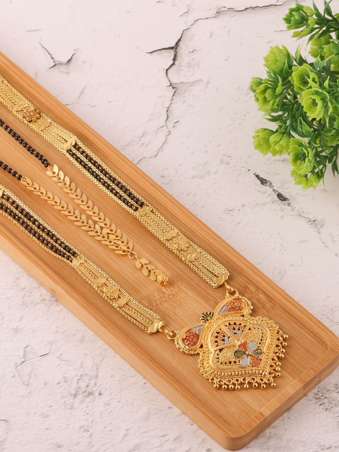 

Brandsoon Woman Multi-colour Mangalsutra Set
