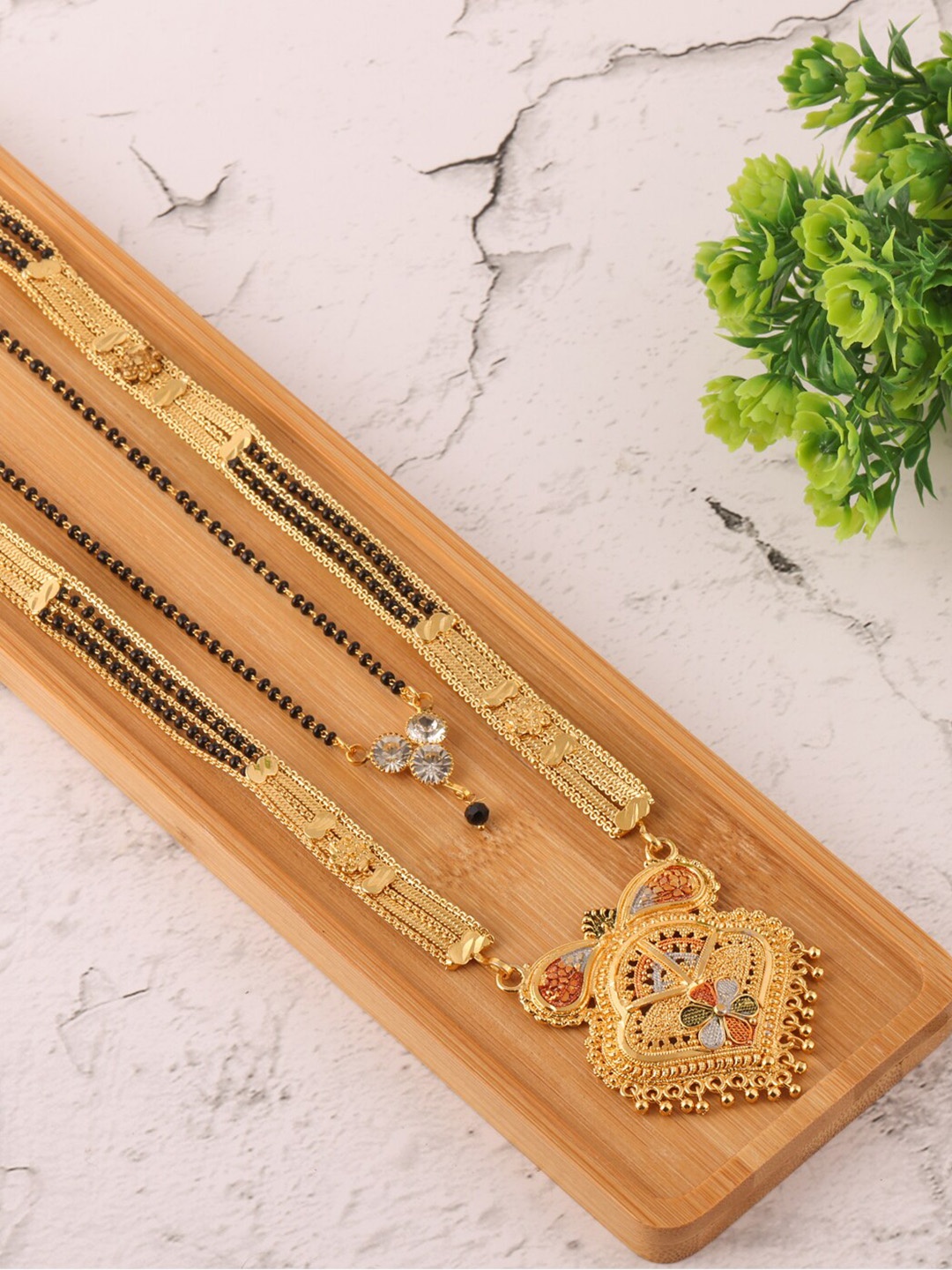 

Brandsoon Woman Multi-colour Mangalsutra Set