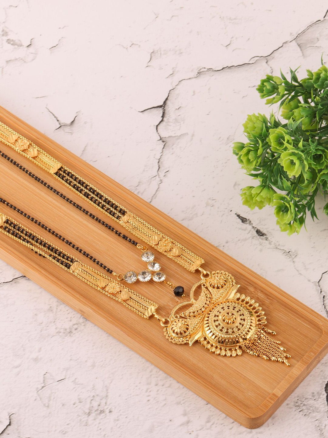 

Brandsoon Woman Multi Colour Mangalsutra Set