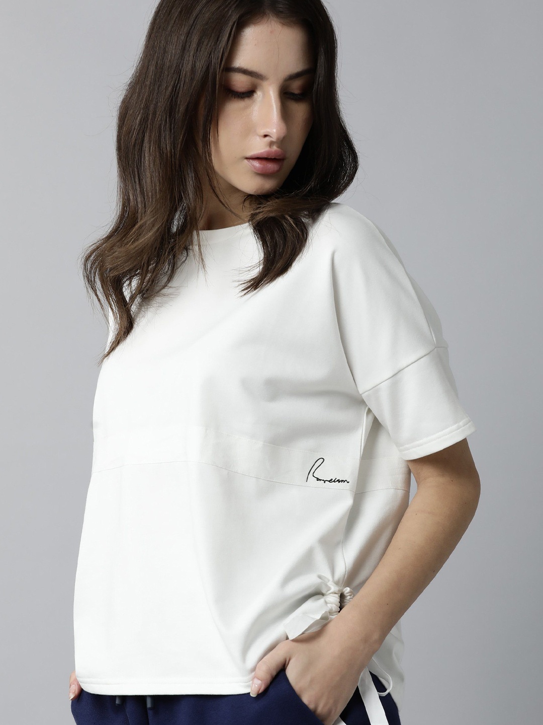 

RAREISM Women Off White Drop-Shoulder Sleeves Pockets T-shirt