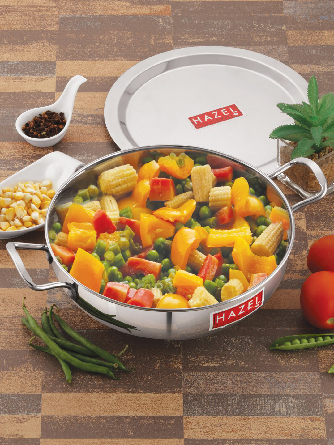 

HAZEL Silver Toned Solid Induction Base Kadhai With Lid