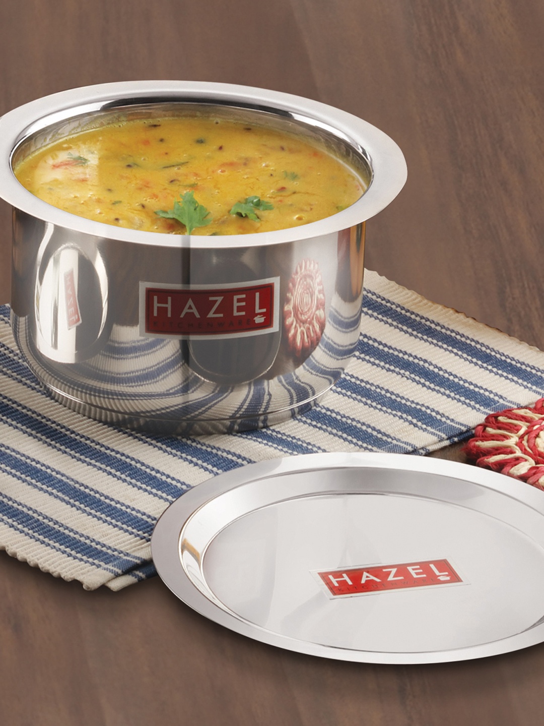 

HAZEL Silver-Toned Solid Induction Tope Patila With Lid
