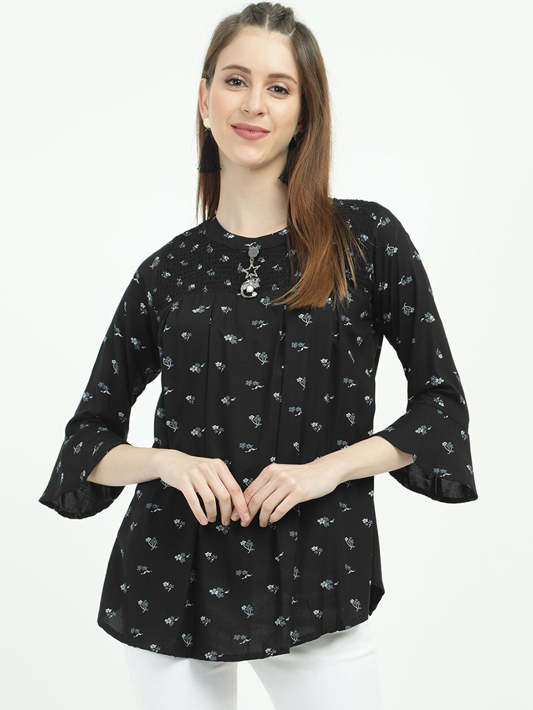 

V2 Value & Variety Black Floral Printed Regular Top