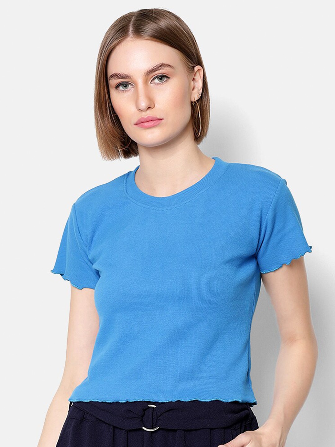 

V2 Value & Variety Blue Regular Crop Top