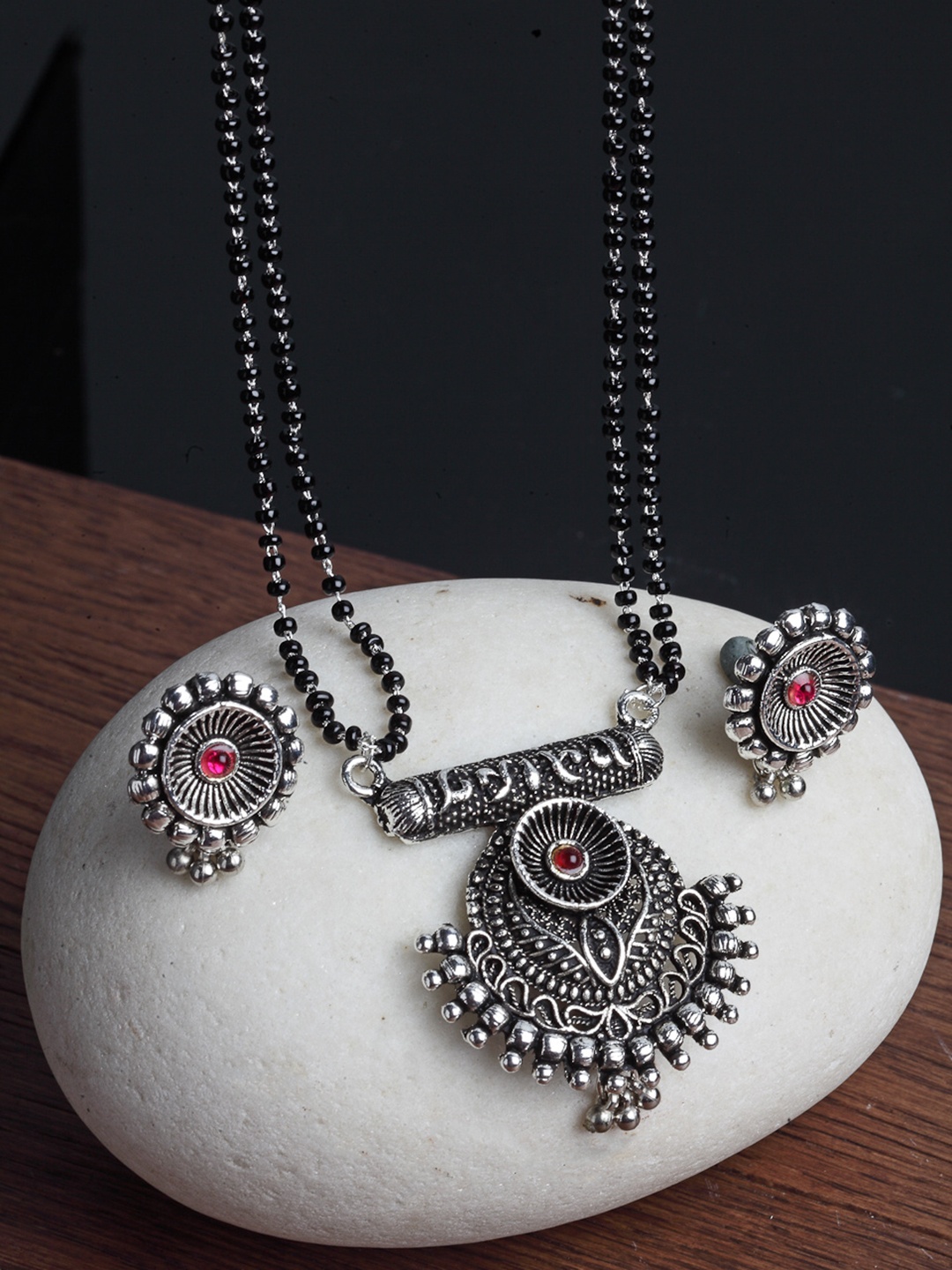 

PANASH Oxidised Silver-Plated Pink Stone-Studded Black Beaded Mangalsutra With Earrings