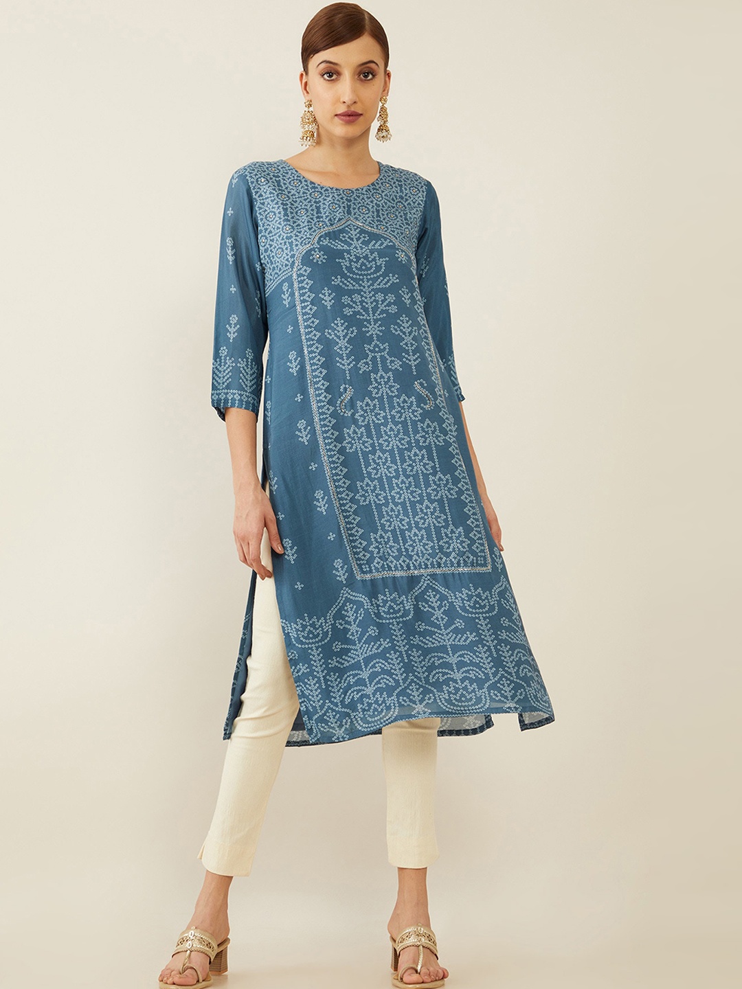 

Soch Women Blue & White Bandhani Printed Kurta