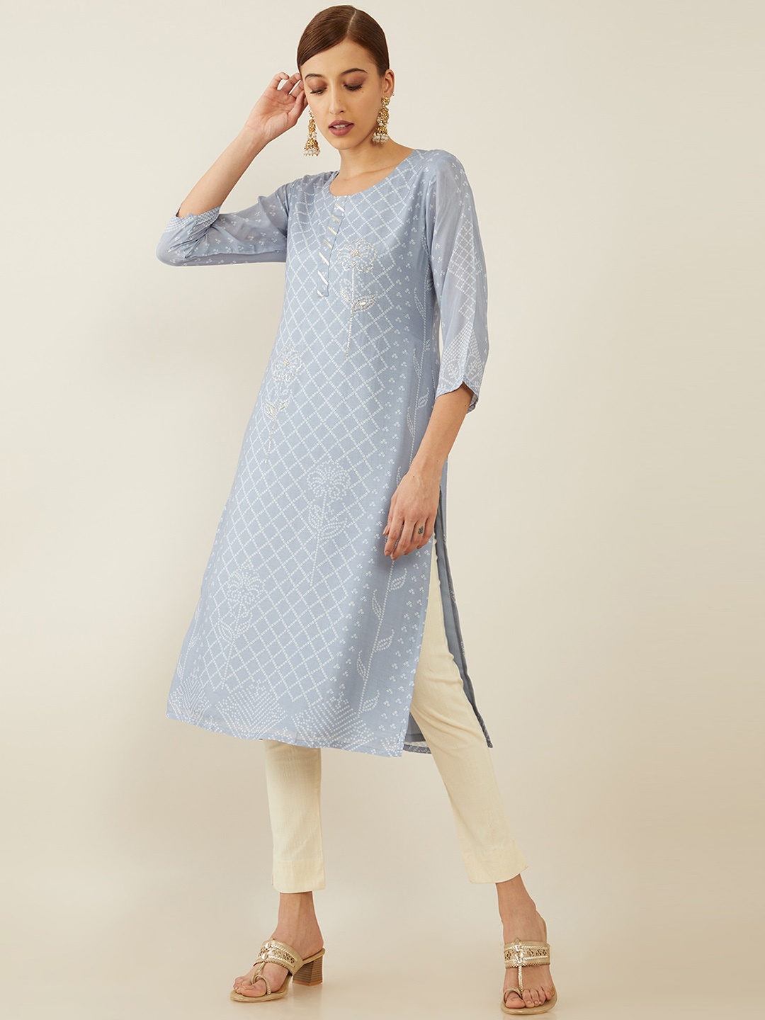 

Soch Women Grey & White Bandhani Digital Printed Sequinned Kurta