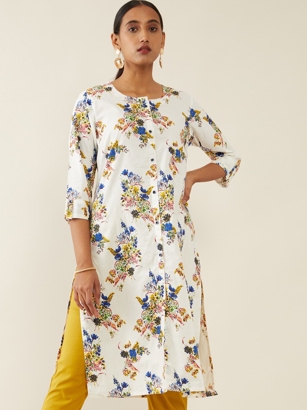 

Soch Women White & Blue Floral Digital Printed Cotton Kurta