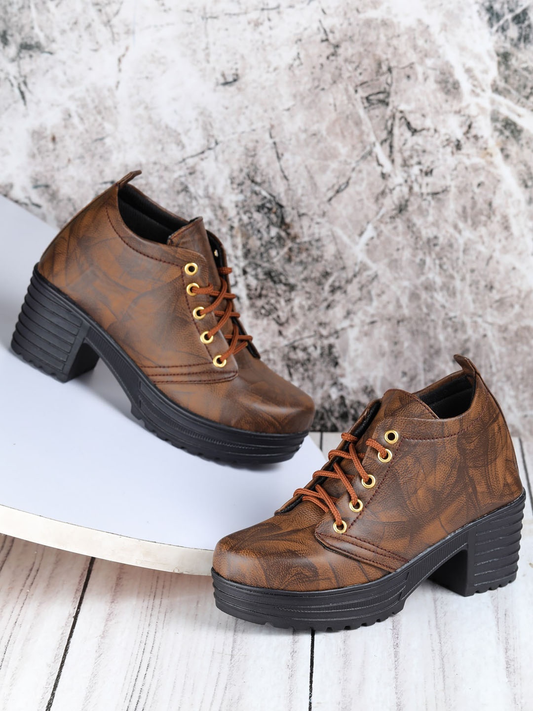 

LONDON STEPS Brown Block Heeled Boots
