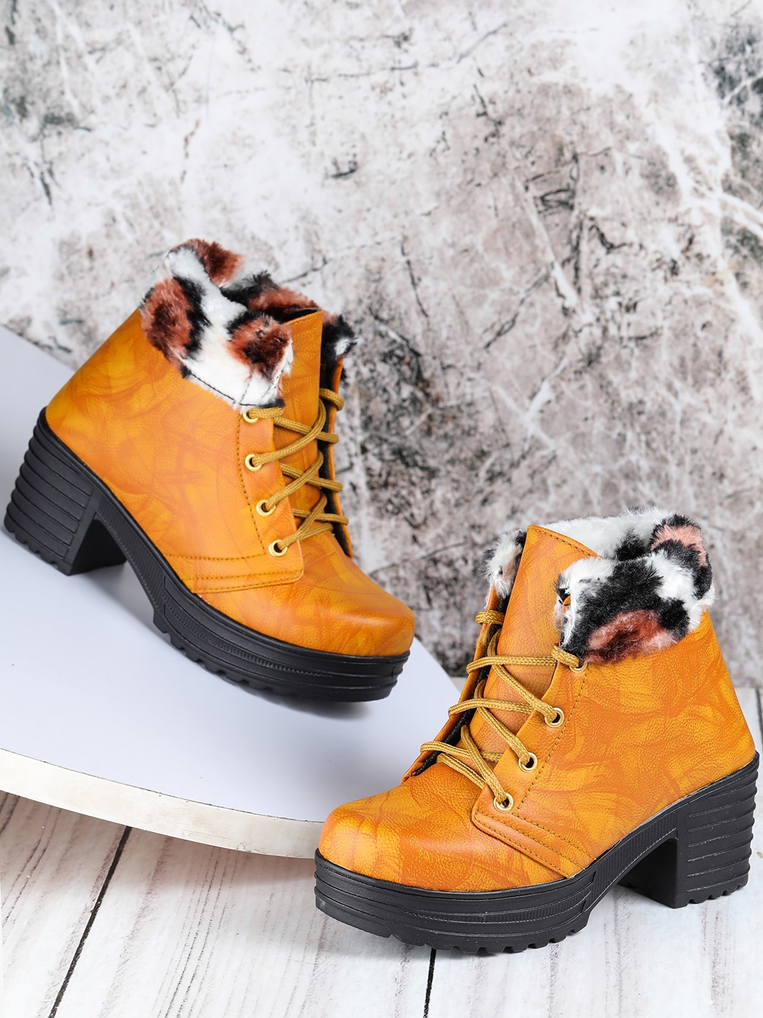 

LONDON STEPS Tan Block Heeled Boots