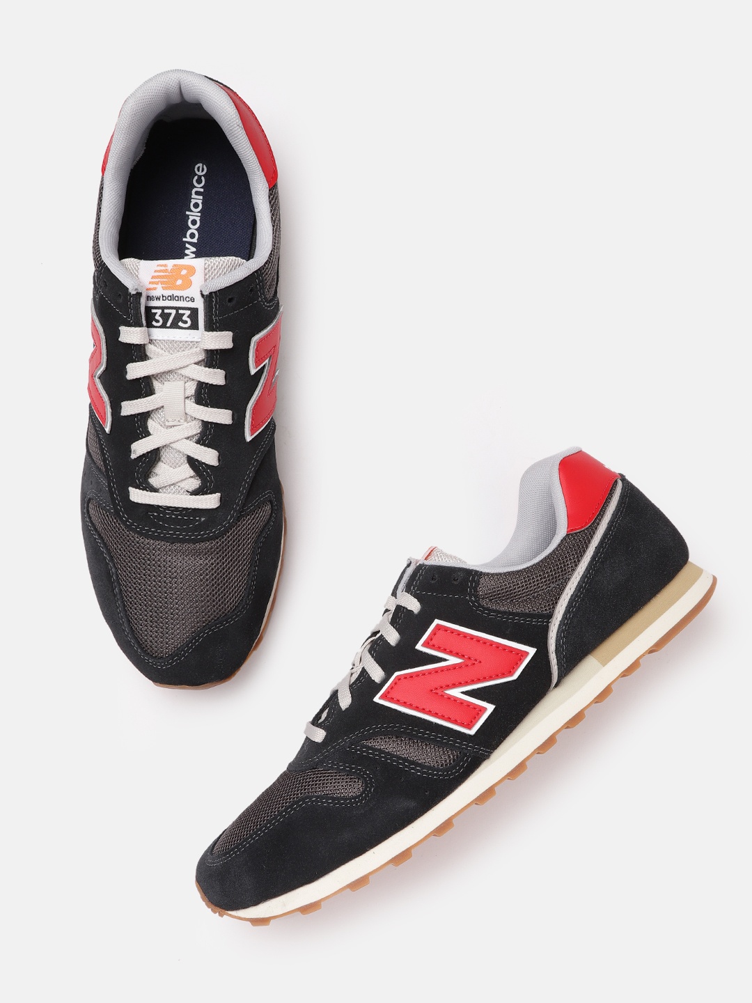 

New Balance Men Black & Grey Woven Design Sneakers