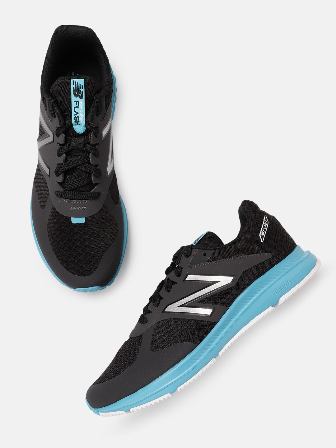

New Balance Men Black & Charcoal Grey Flash Woven Design Running Shoes