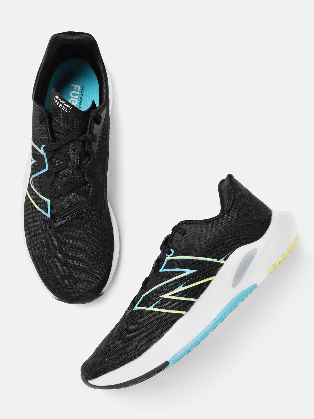 

New Balance Men Black Woven Design Running Shoes