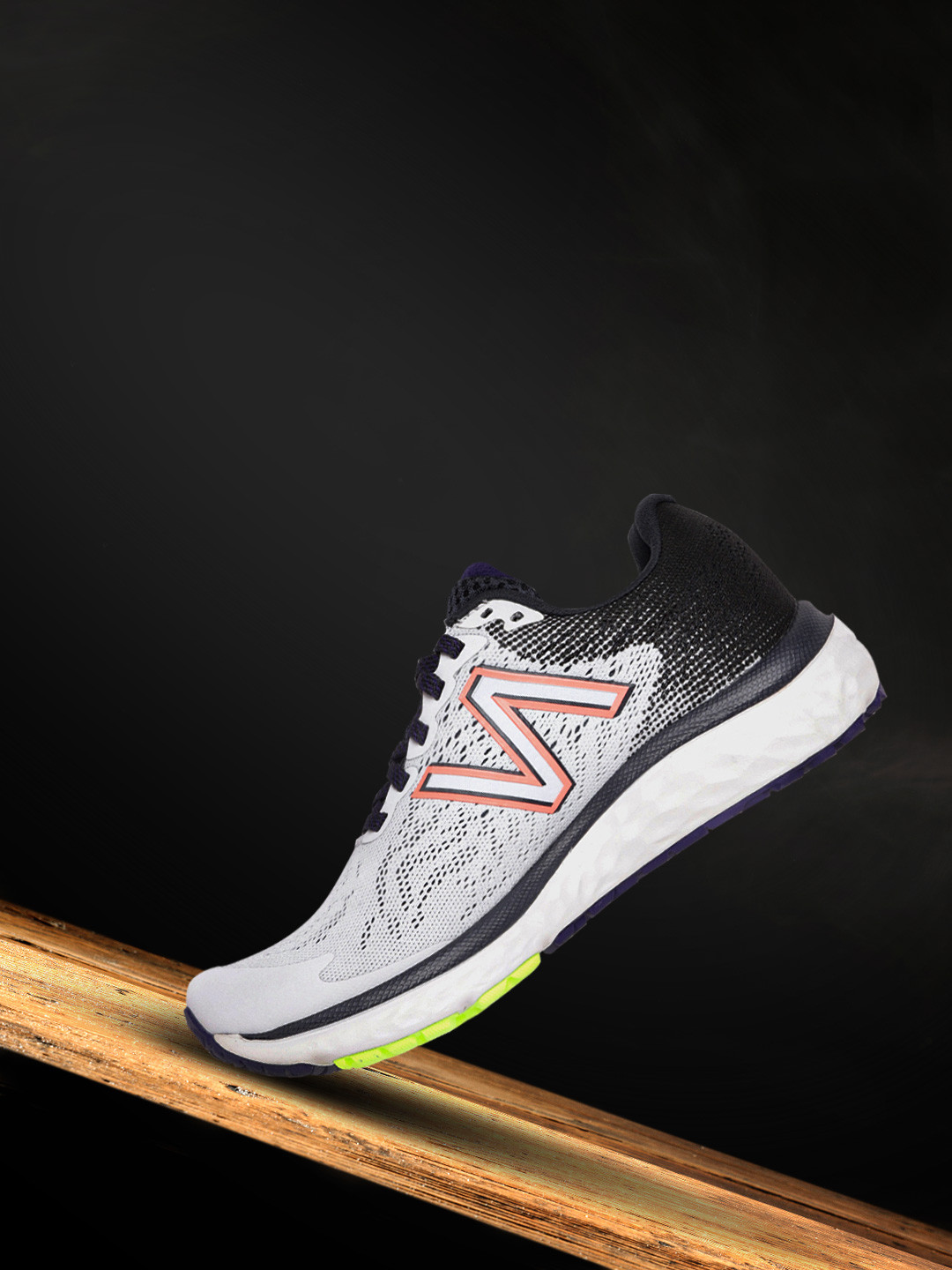 

New Balance Women White Fresh Foam Running Shoes