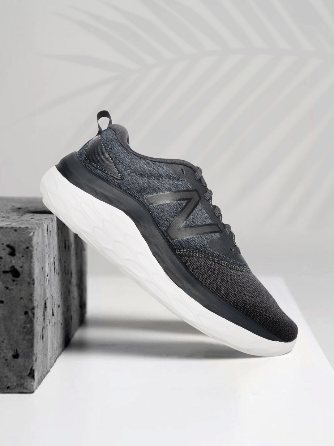 

New Balance Men Charcoal Grey Fresh Foam ALTOH Woven Design Running Shoes