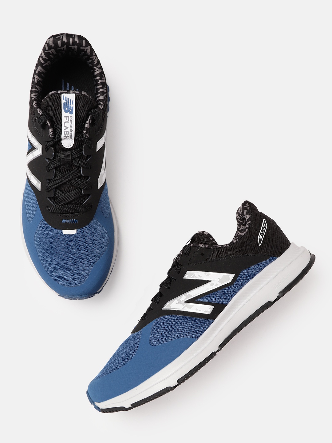 

New Balance Men Teal Blue & Black Colourblocked & Woven Design Running Shoes