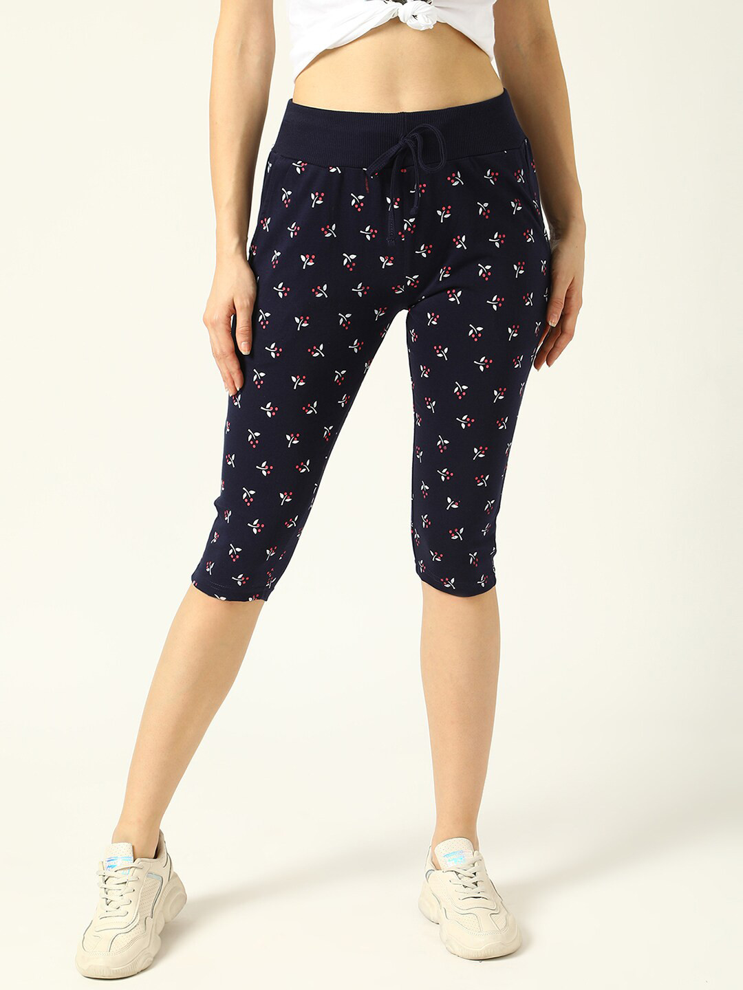 

V2 Value & Variety Women Navy Blue Printed Capris