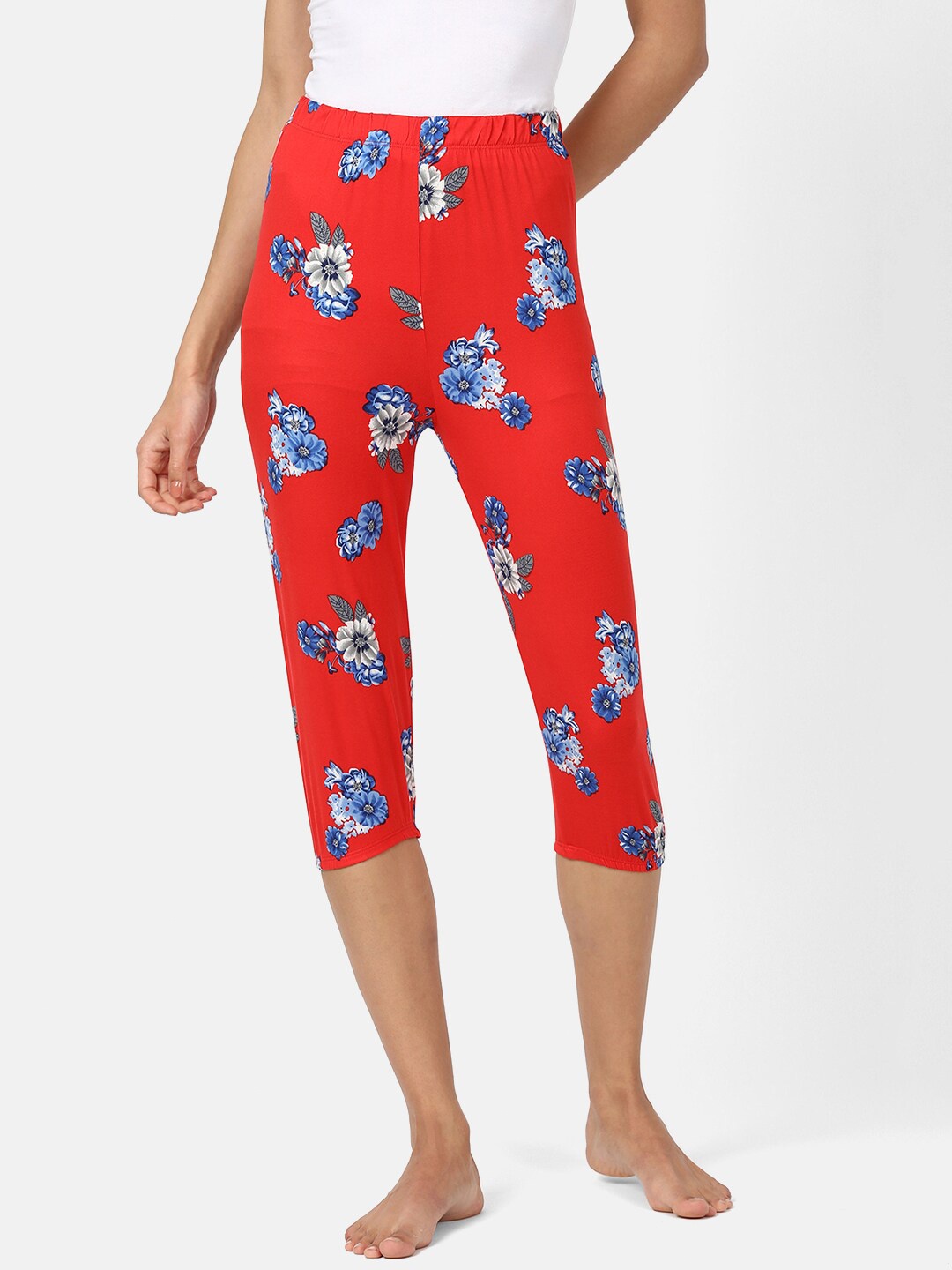 

V2 Value & Variety Women Red & Blue Printed Capris