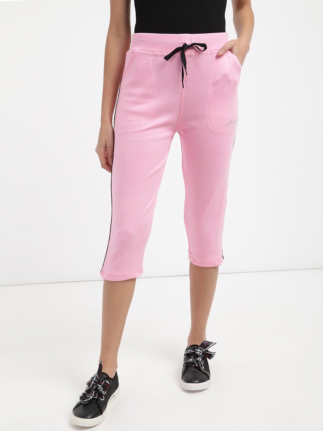 

V2 Value & Variety Women Pink & Black Capris