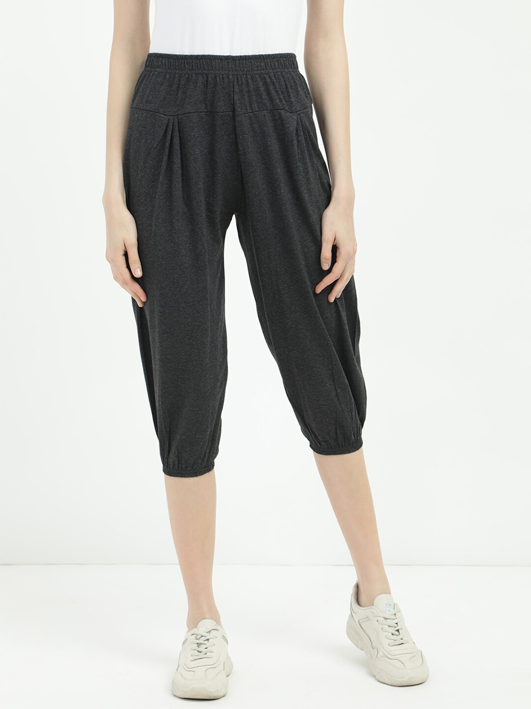 

V2 Value & Variety Women Grey Cotton Capris
