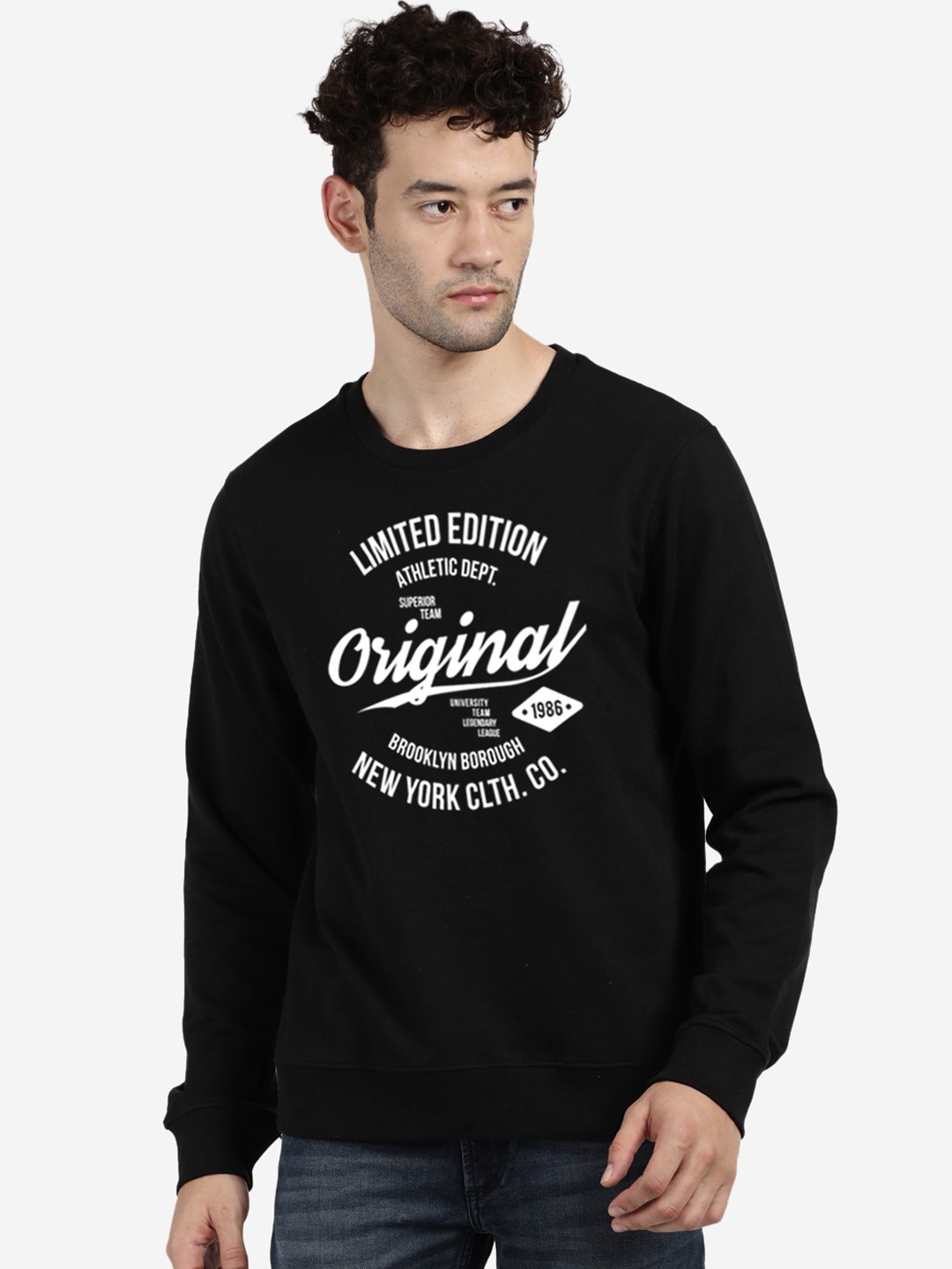 

MASH UNLIMITED Men Black Printed Sweatshirt