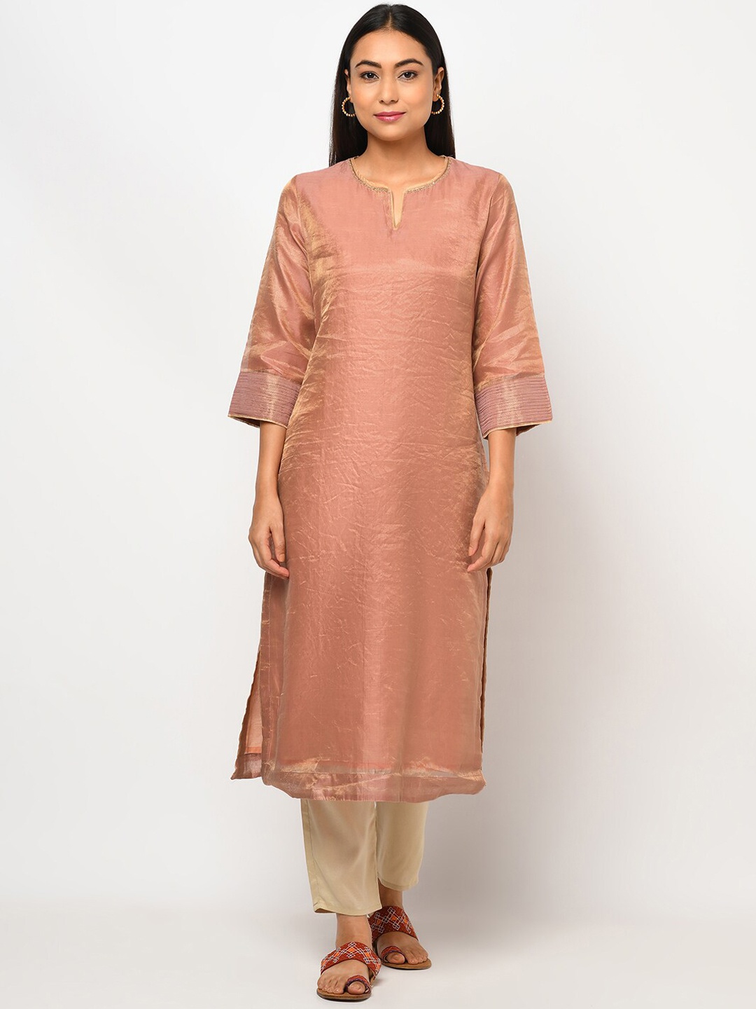 

Fabindia Women Peach-Coloured Keyhole Neck Kurta