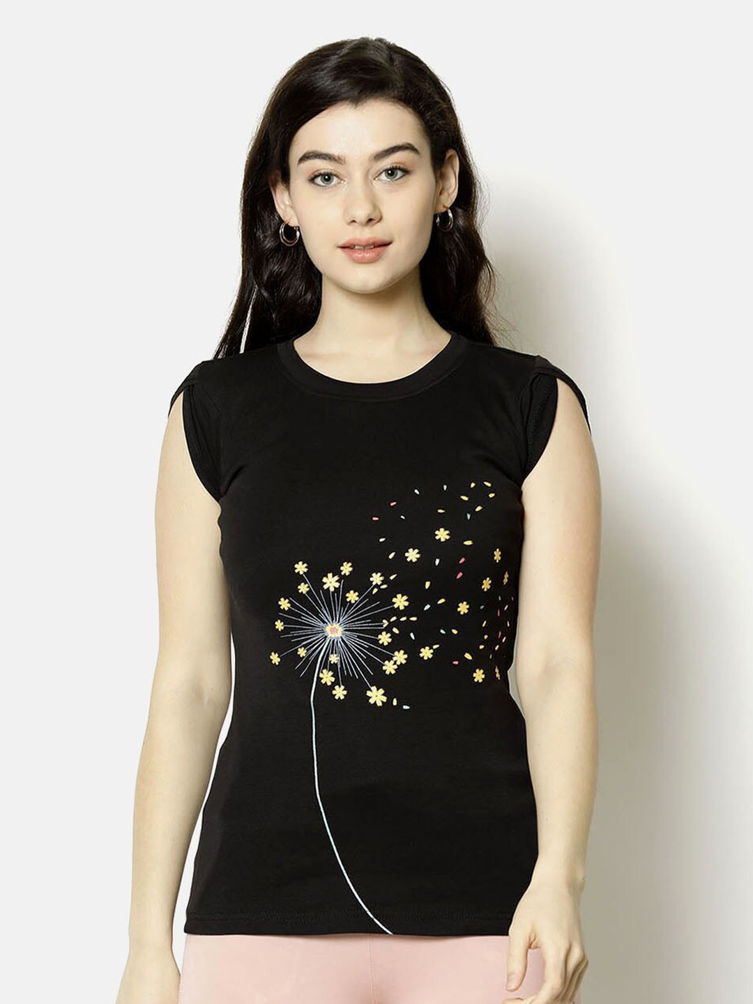 

V2 Value & Variety Women Black Printed Top