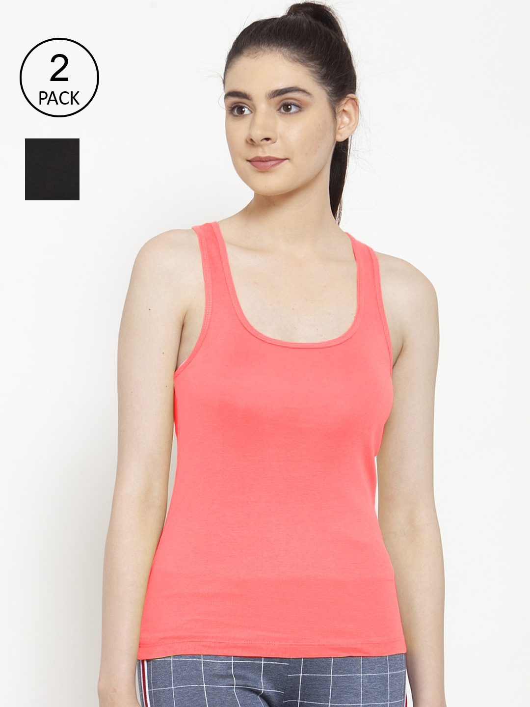 

Friskers Black & Peach-Coloured Top