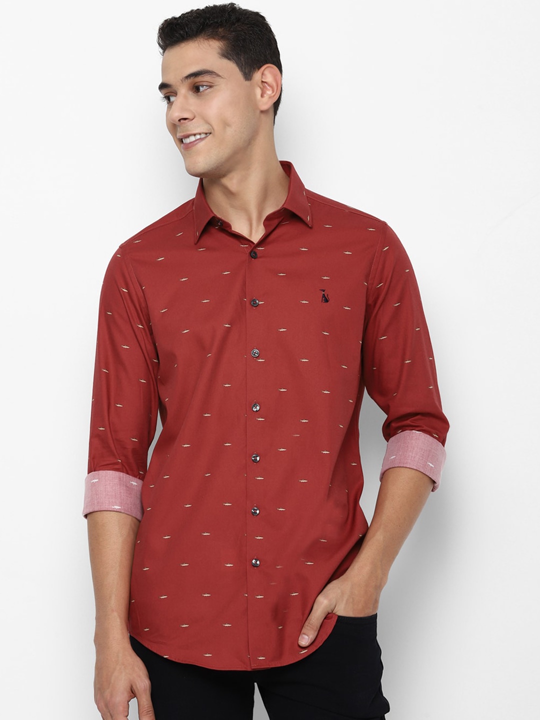 

SIMON CARTER LONDON Men Maroon Slim Fit Opaque Printed Casual Shirt