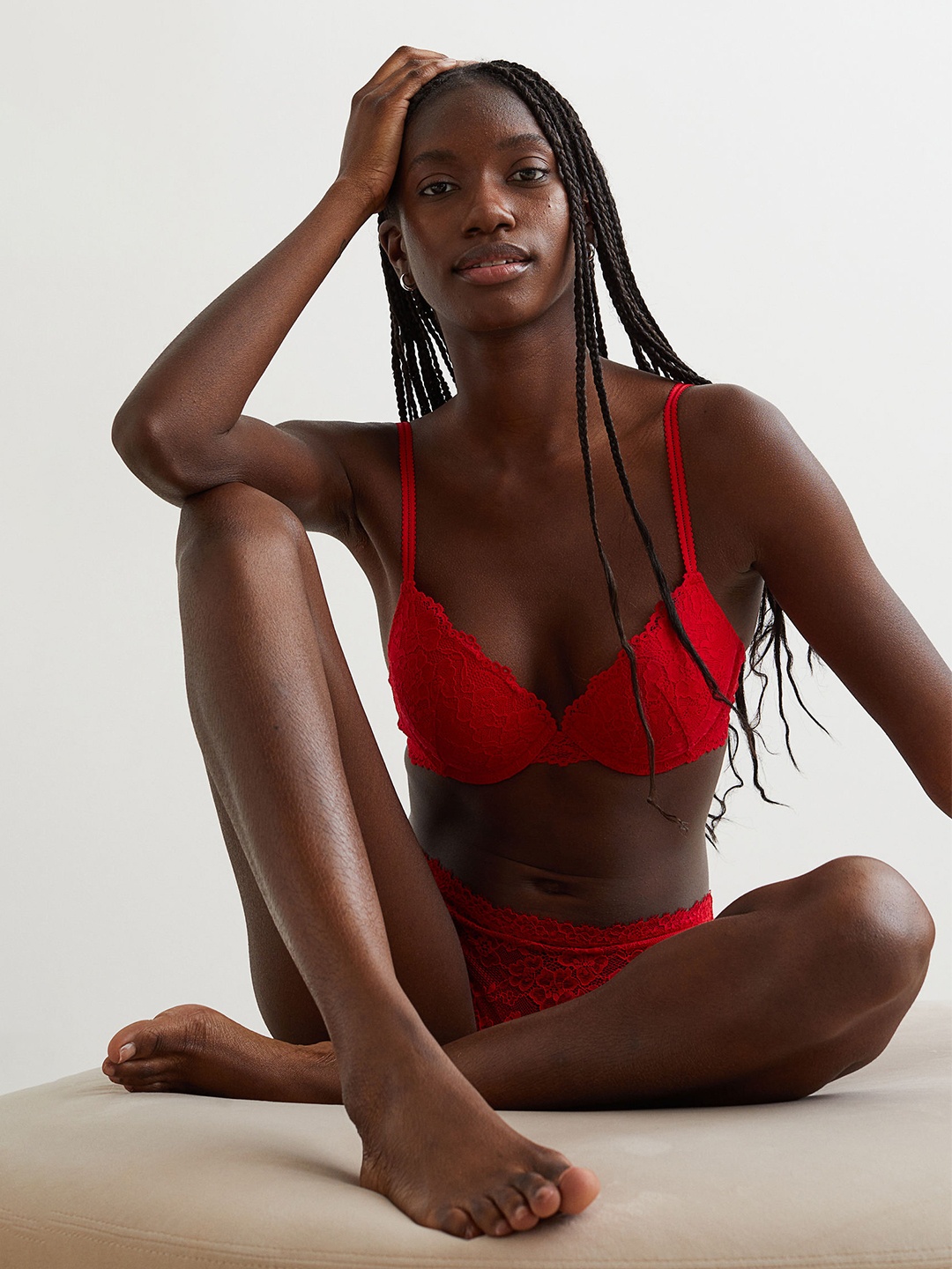 

H&M Women Red Solid Lace Push-Up Bra