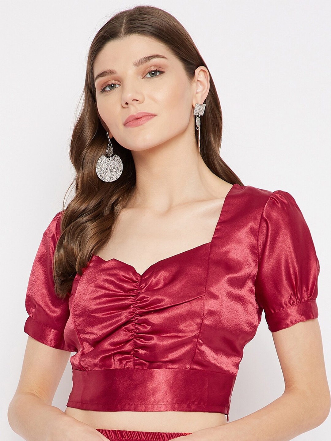 

U&F Maroon Sweetheart Neck Satin Fitted Crop Top