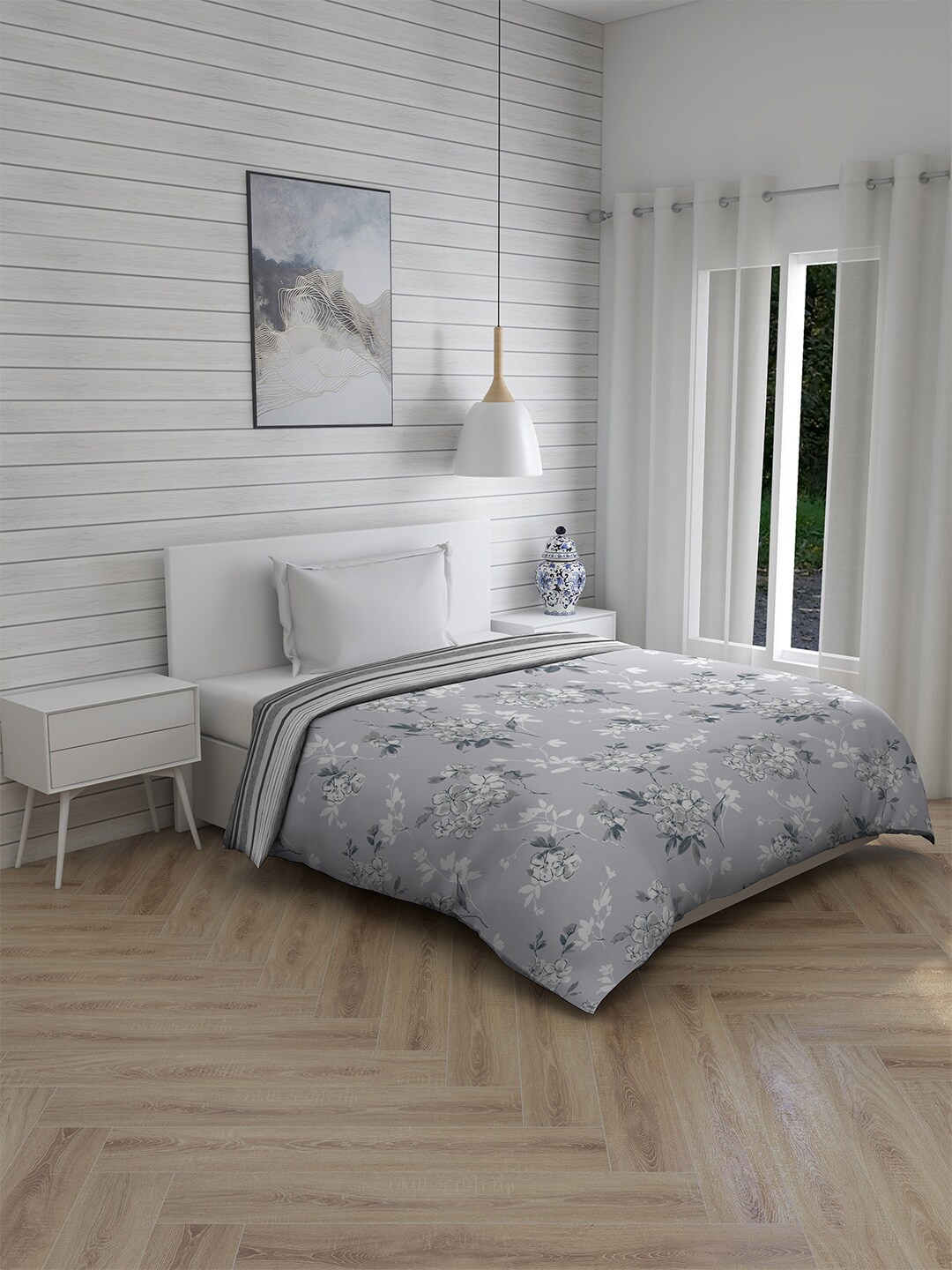 

Boutique Living India Grey & White Floral AC Room 120 GSM Single Bed Comforter