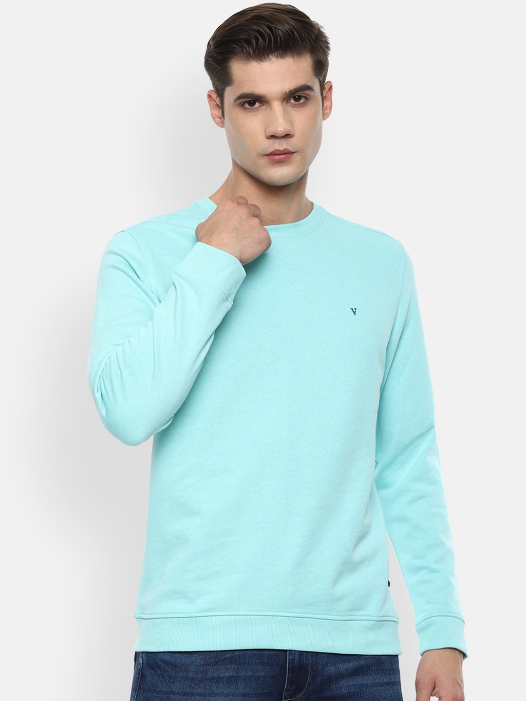 

Van Heusen Sport Men Blue Sweatshirt