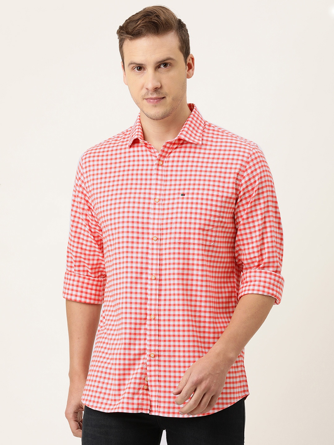 

Peter England Casuals Men Red Slim Fit Checked Casual Shirt
