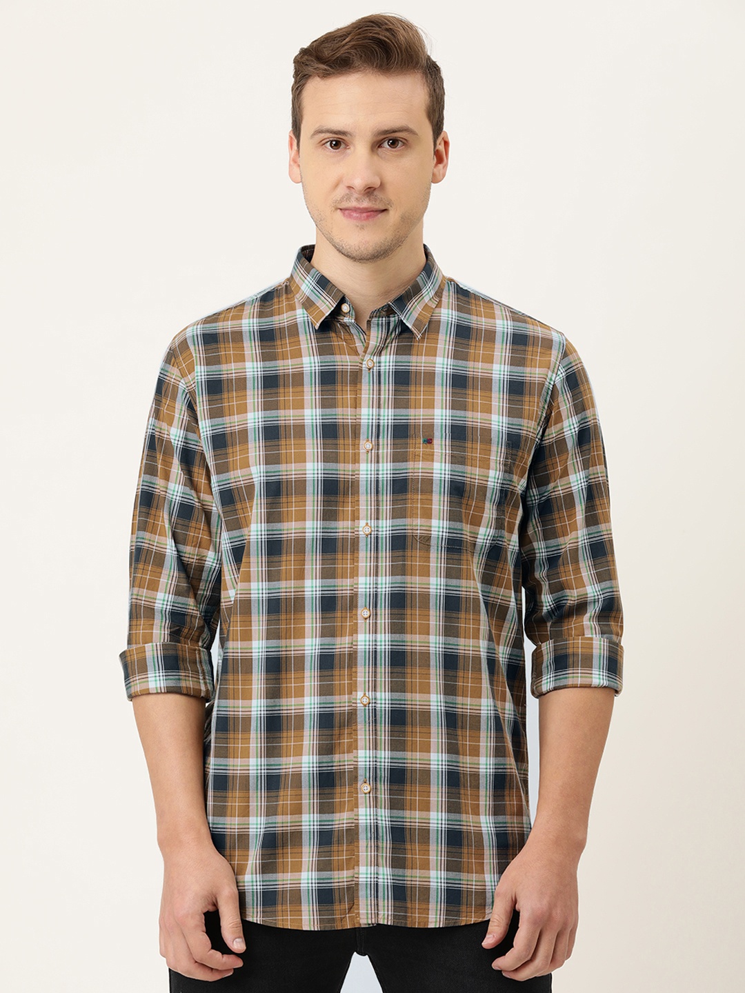 

Peter England Casuals Men Khaki Slim Fit Checked Pure Cotton Casual Shirt
