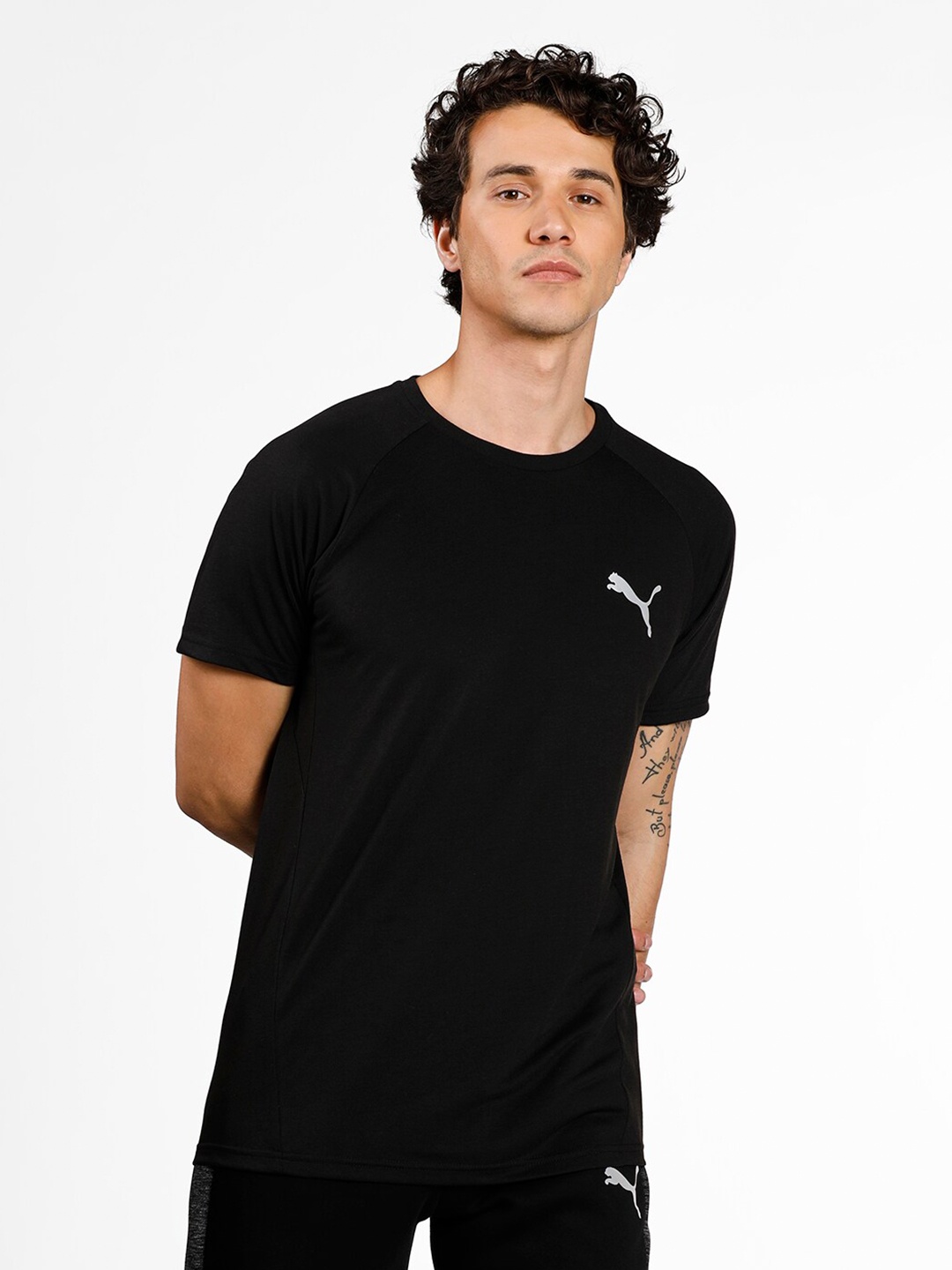 

Puma Men Black & White Brand Logo Slim Fit T-shirt