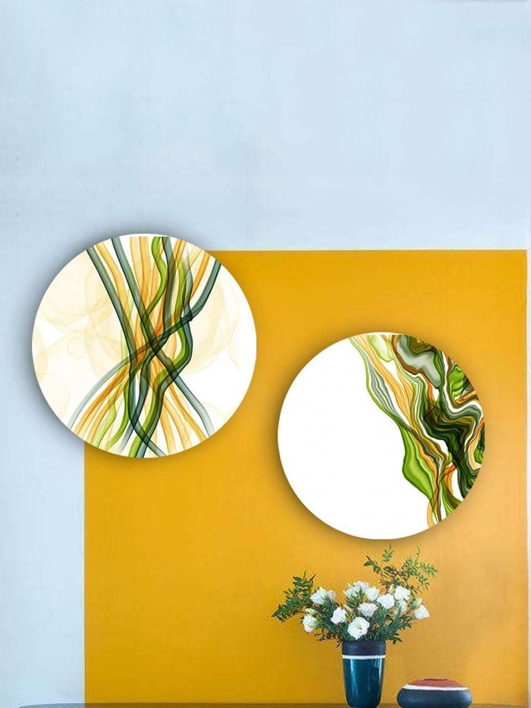 

THE ARTMENT Set of 2 Green Matte Finish Abstract Strings Canvas Wall Art