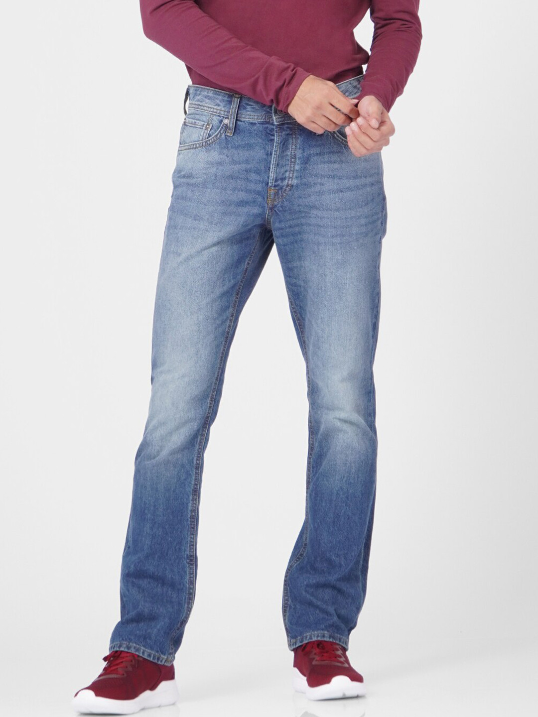 

Jack & Jones Men Blue Low-Rise Light Fade Jeans