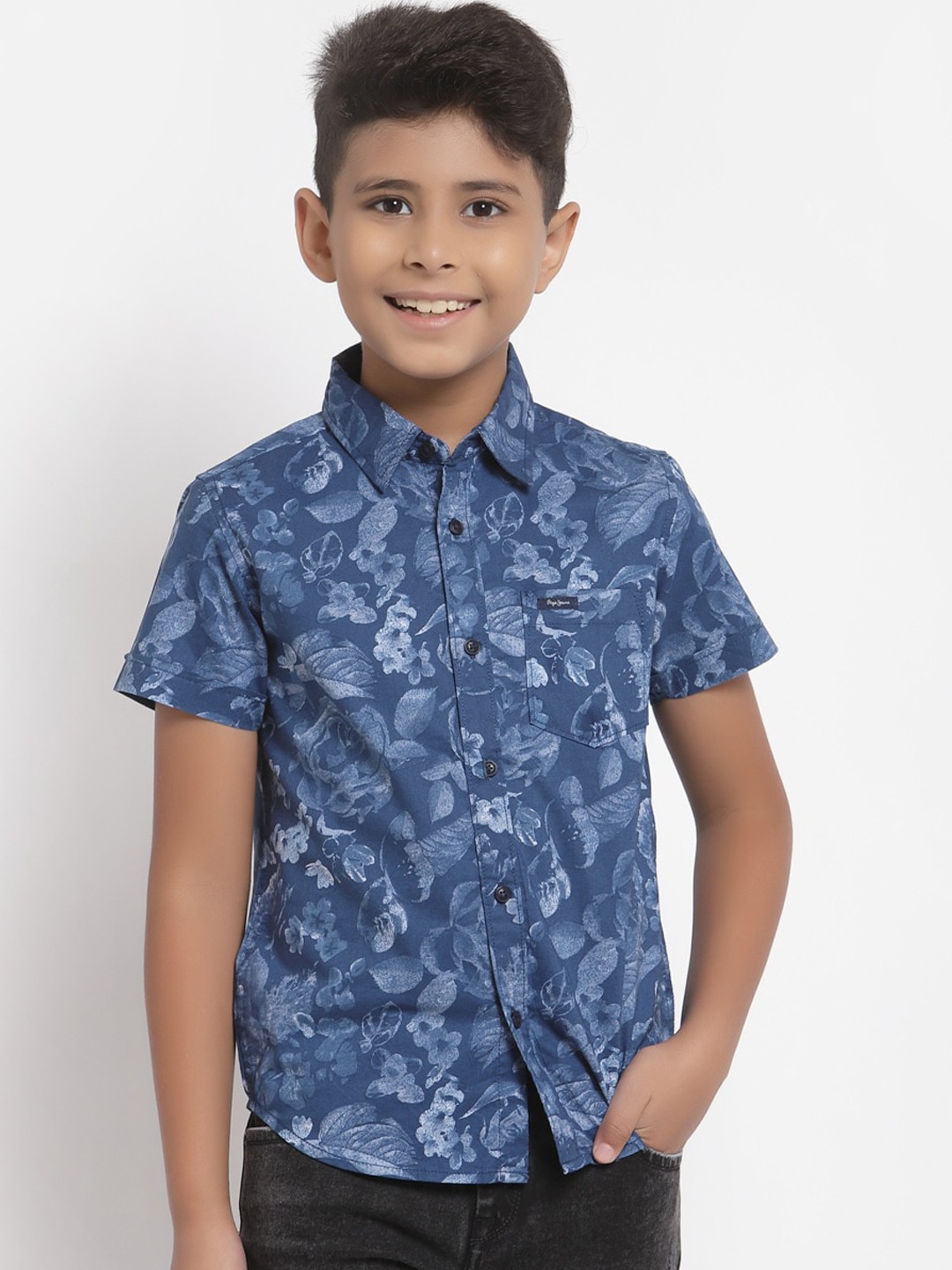 

Pepe Jeans Boys Blue Floral Opaque Printed Cotton Casual Shirt