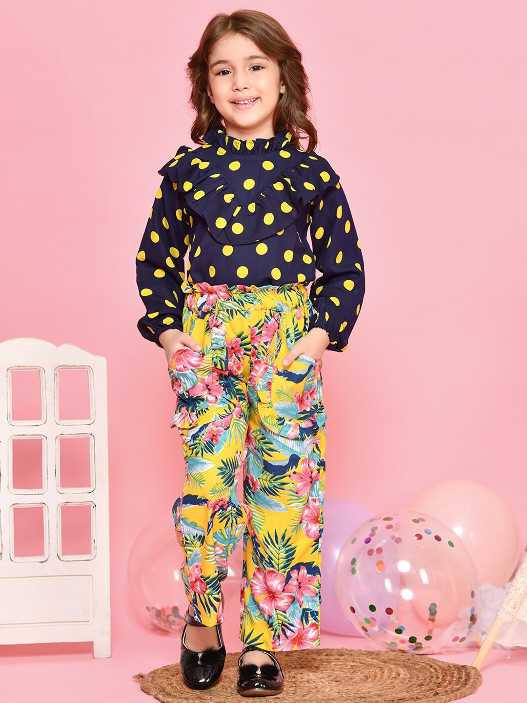 

LilPicks Girls Blue & White Printed Ruffled Top with Palazzos
