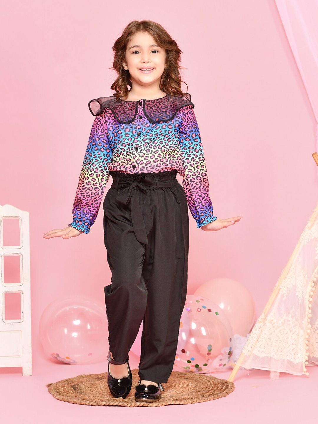 

LilPicks Girls Black & Blue Printed Top with Trousers