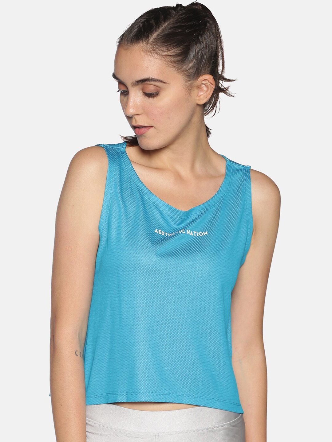 

AESTHETIC NATION Women Blue & White Printed Loose T-shirt