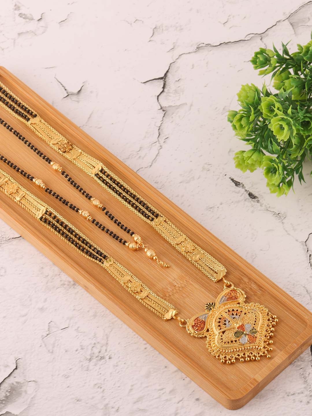 Brandsoon Woman Multi-colour Mangalutra Set