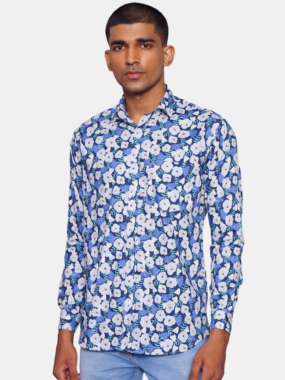 

Wintage Men Blue Floral Opaque Printed Pure Cotton Casual Shirt