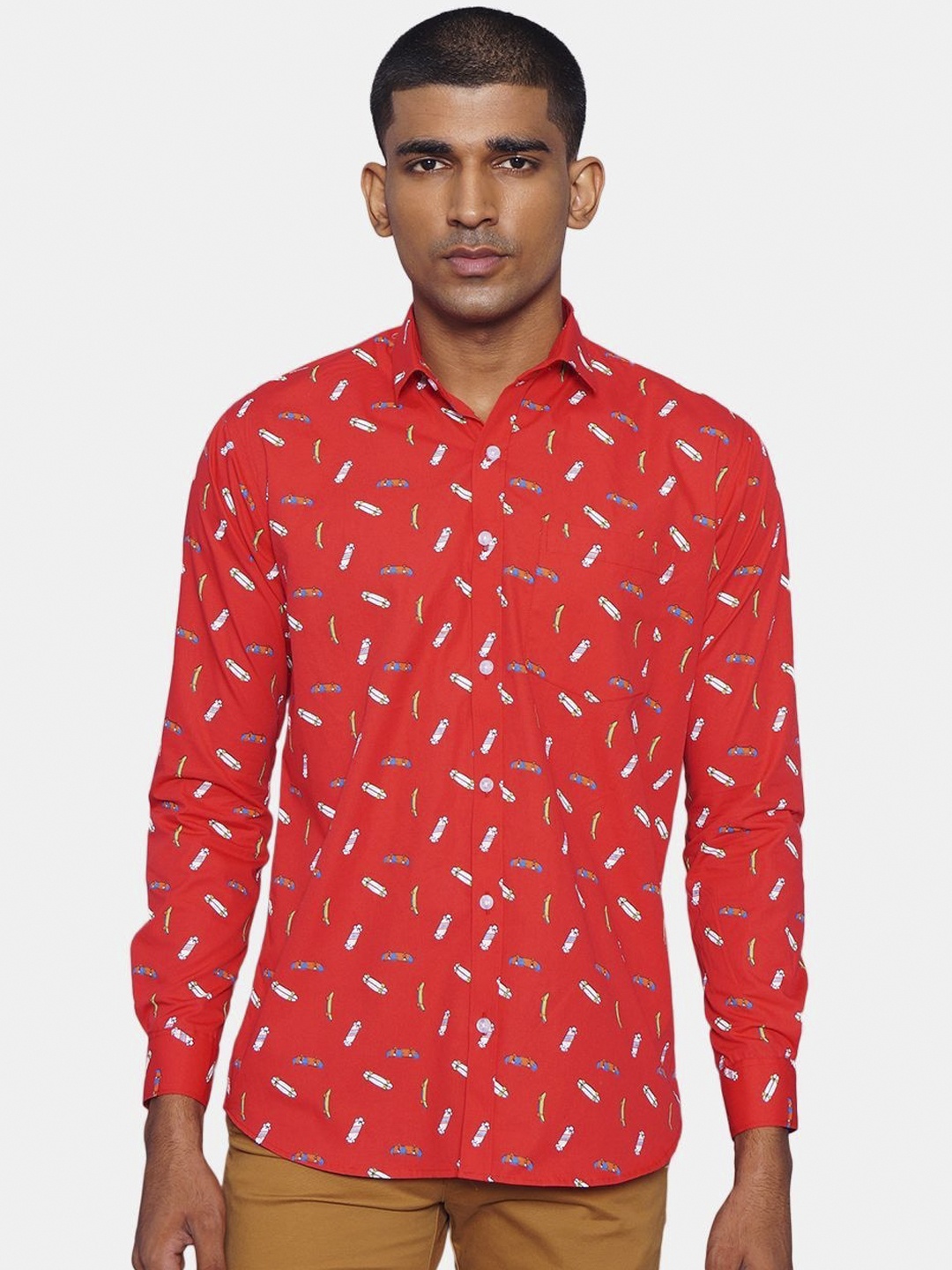 

Wintage Men Red Opaque Printed Pure Cotton Casual Shirt