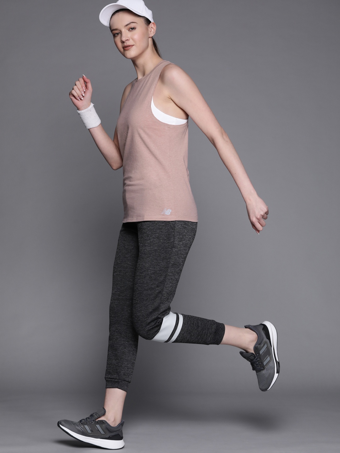 

New Balance Women Dusty Pink Tank Top
