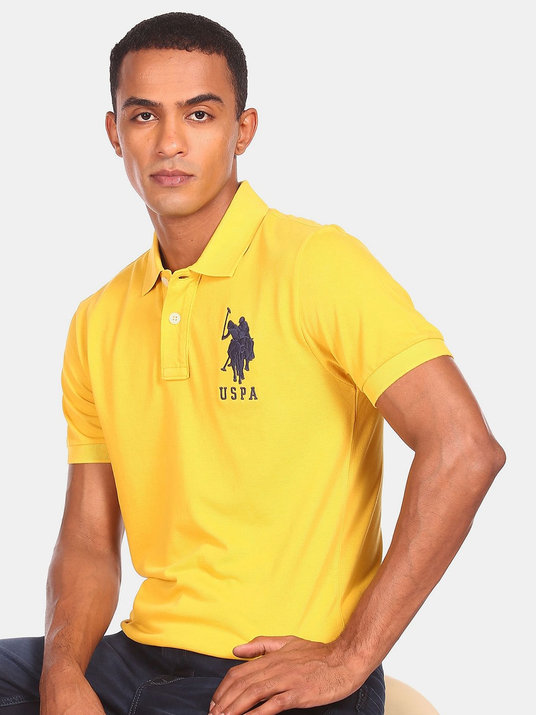 

U.S. Polo Assn.Men Yellow & Navy Blue Solid Polo Collar T-shirt
