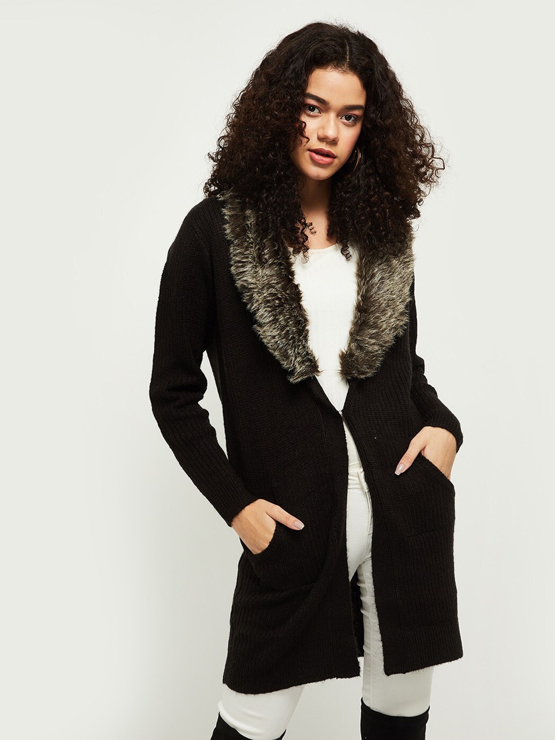 

max Women Black & Brown Longline Front-Open Sweaters