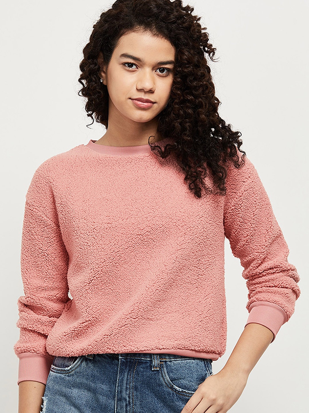 

max Women Pink Solid Round neck Sweatshirt