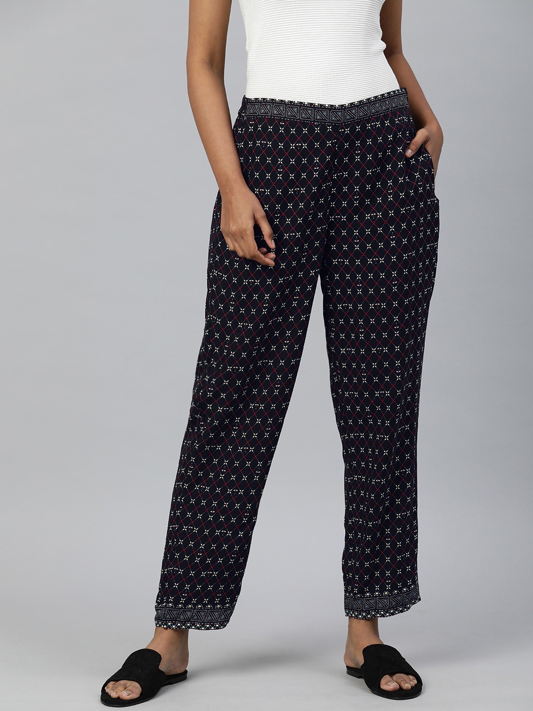 

Global Desi Women Black & White Printed Straight Fit Trousers